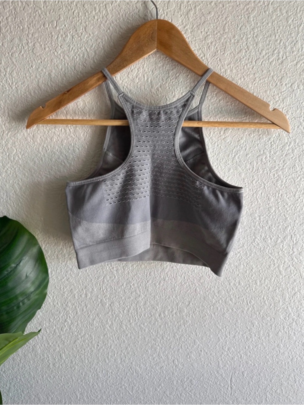 Gray Ribbed Sports Bra - Picture 2 of 5